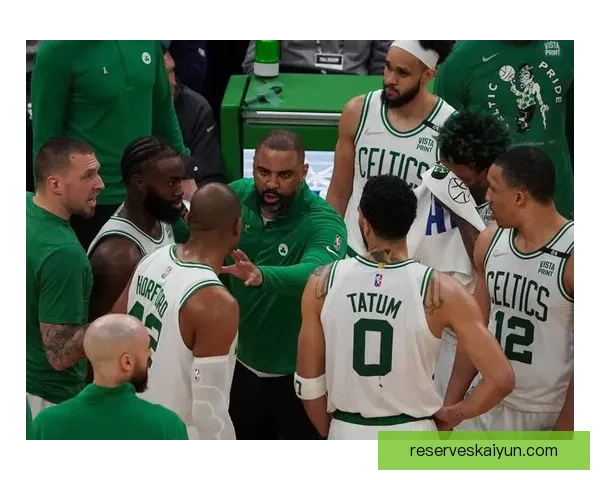 基米希对阵强队表现稳健，展现出色的比赛阅读能力与技术细腻度