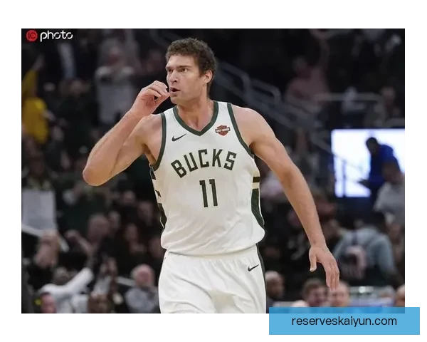 霍德本赛季在英超表现稳健，防守数据持续提升